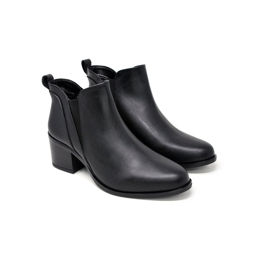 443 Kriza negro