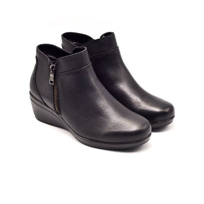 1003 Lucia Negro
