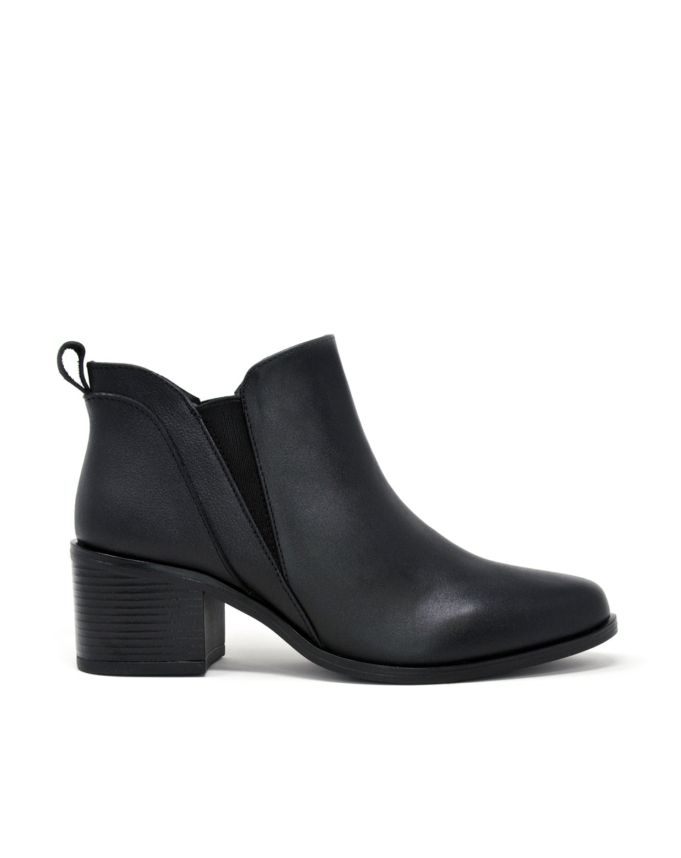 443 Kriza negro