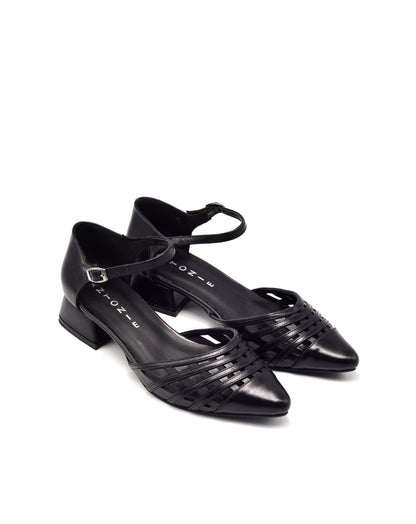6048 Antonie Negro