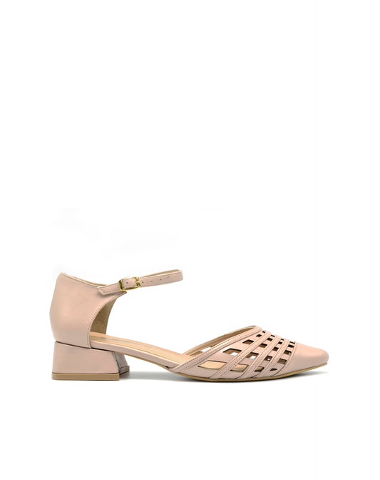 6048 Antonie Nude