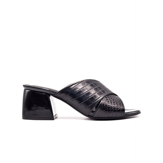 782 Antonie Negro